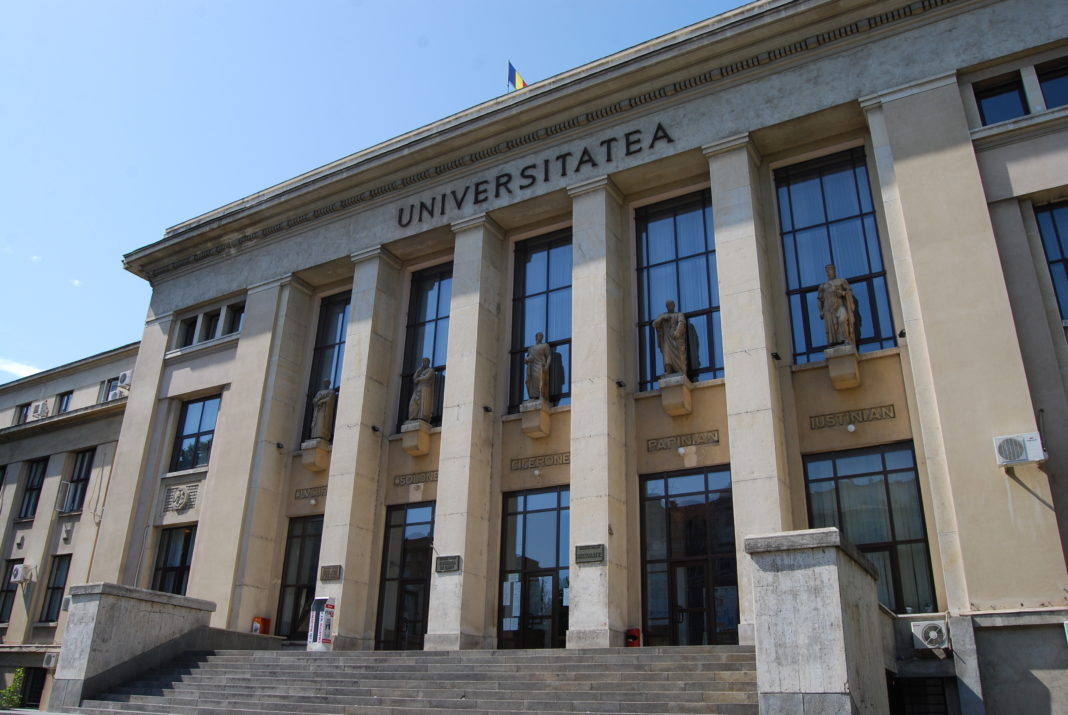 universitatea-hotararea universitatea