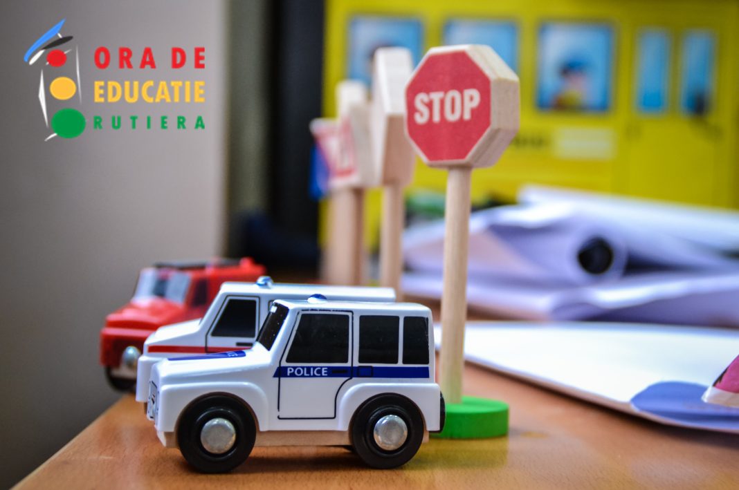 A început a treia ediţie a „Orei de educaţie rutieră” în 60 de școli din București