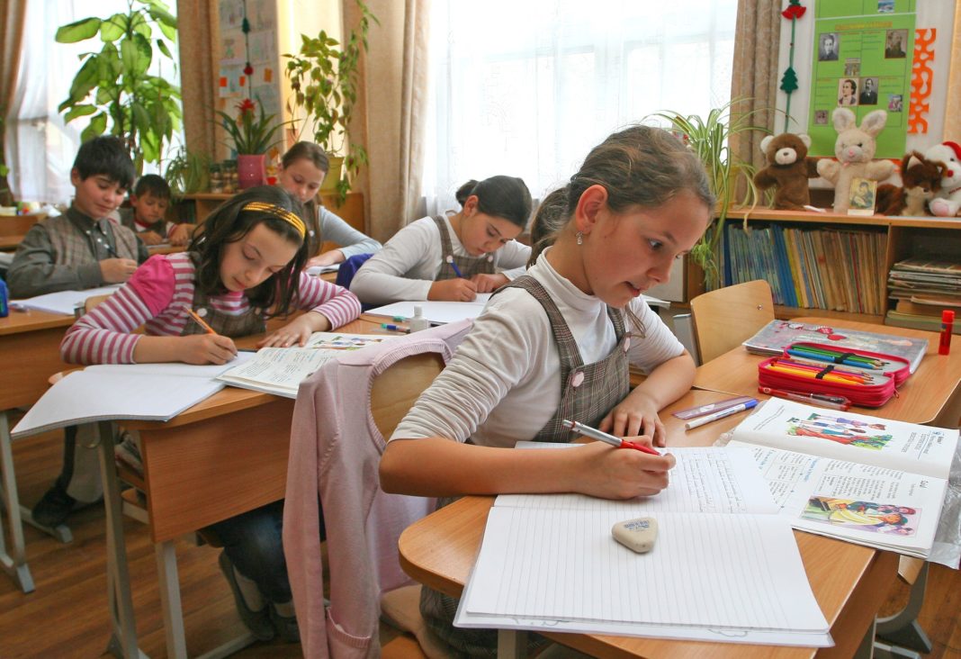 evaluarile-elevi-gimnaziu-educație-2018-2019 elevi-gimnaziu-educație