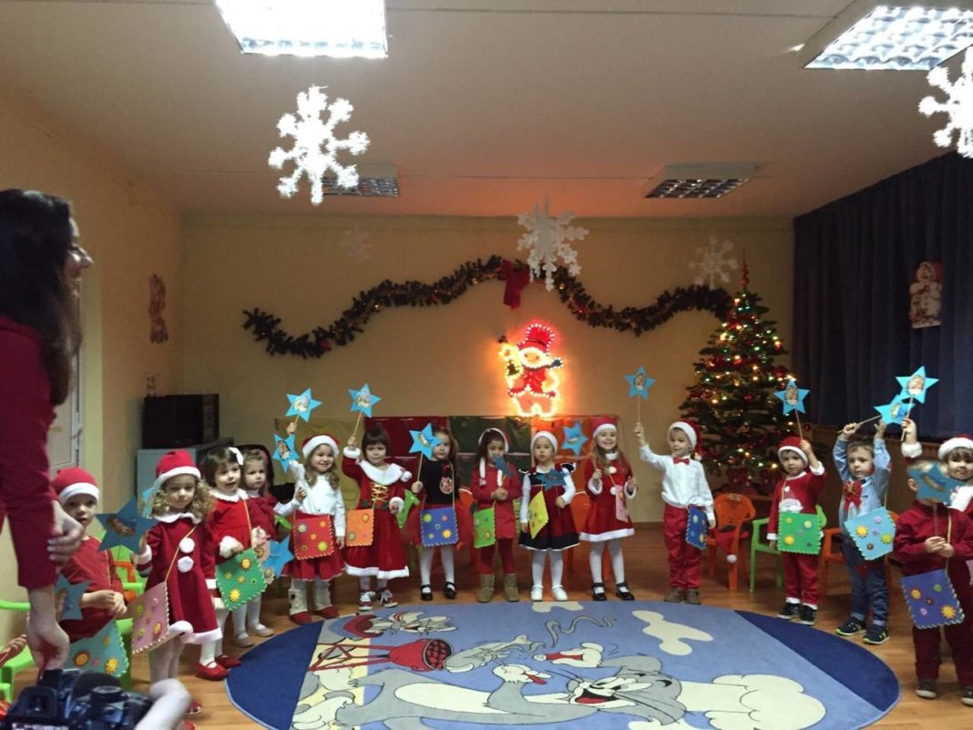 Cum se pregătesc de Crăciun copiii Grădiniței 272 din capitală