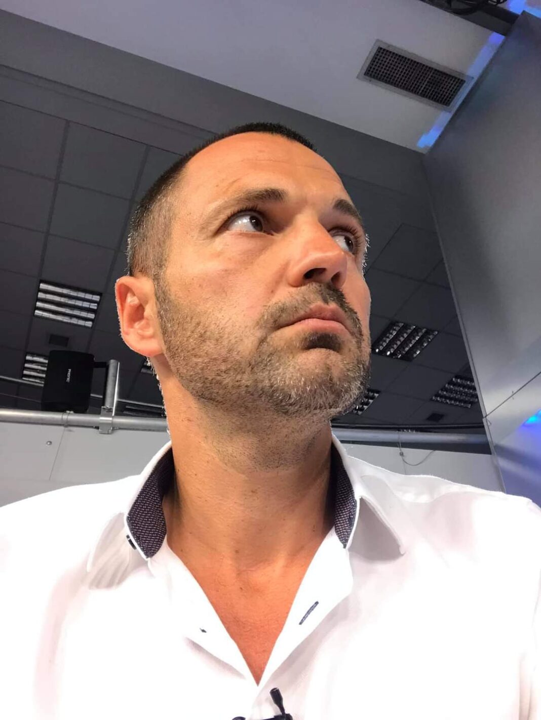 “Școala online” – școala post-umanității “Școala online” – școala post-umanității