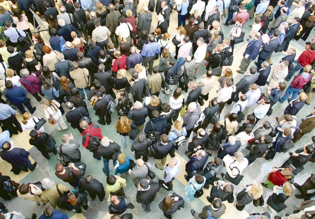 Populaţia mondială depăşeşte de azi 8 miliarde de locuitori