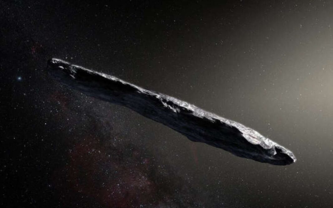 Oumuamua, cometa misterioasă care a traversat sistemul nostru solar