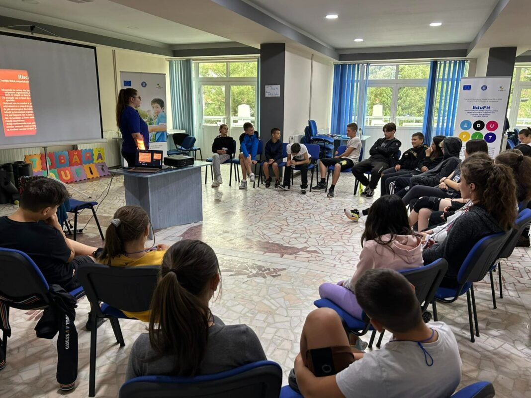 EduFit susține comunitatea copiilor din Prahova afectați de migrația părinților în străinătate!