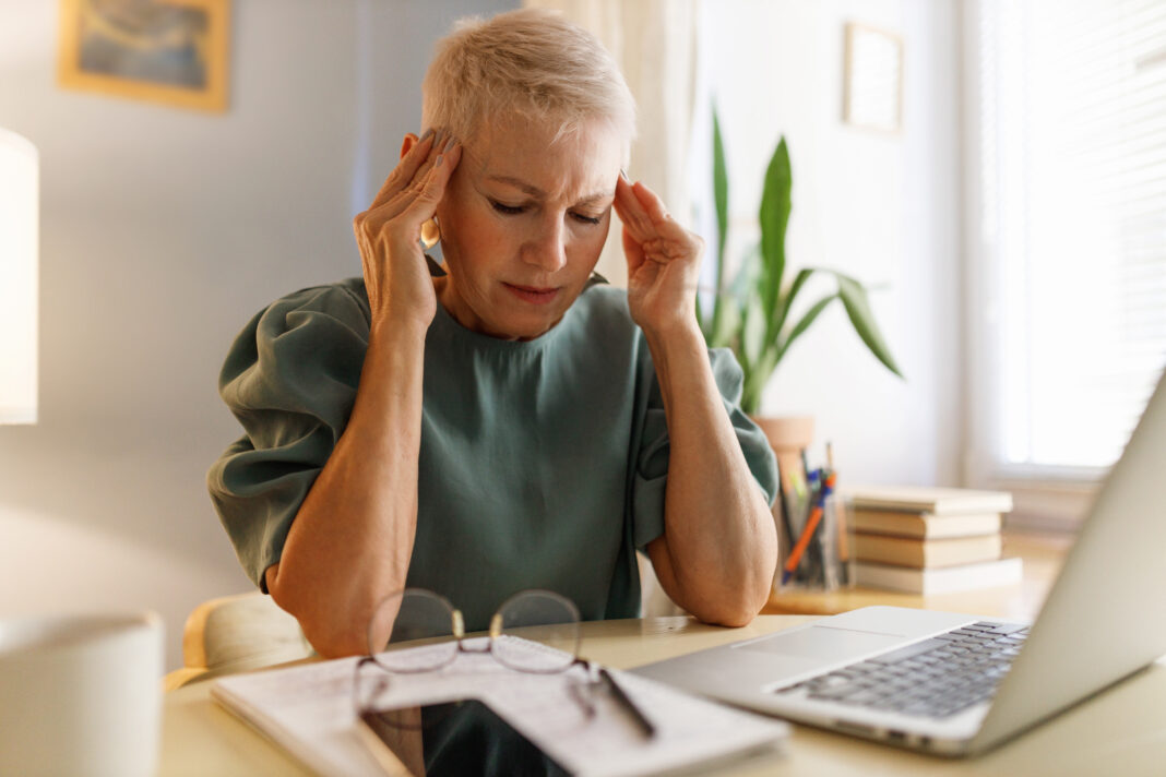 Recomandarea Ministerului Sănătății: Profesorii cu simptome respiratorii să evite contactul în colectivitate