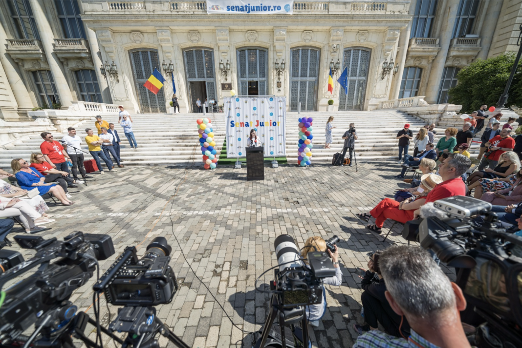 Petrecem, din nou, de Ziua Copiilor la Senat