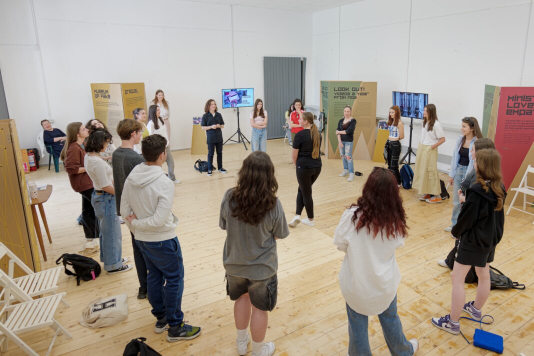 Peste 1500 de adolescenți sunt așteptați la Zilele Liceenilor din cadrul One World Romania 2025