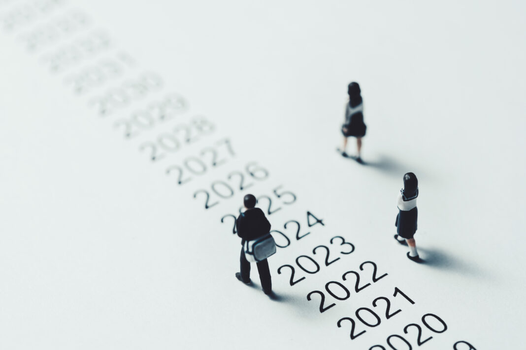 Bac nou 2030: la uman-filologie, prima probă obligatorie va fi limba străină, nu istoria