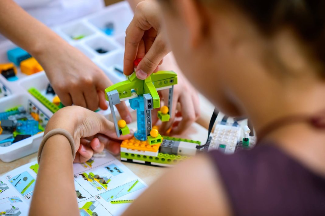 Scoli de Vara STEAM 2026_Fundatia Comunitara Galati
